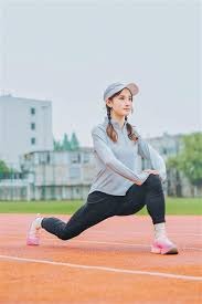 兰德尔29+8+6字母哥25+8 森林狼客场大胜雄鹿